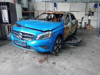 demontáž osobní automobily Mercedes A-klasse A (W176) Hatchback 1.6 A-200 16V (M270.910) [115kW]  (06-2012/05-2018)= 2014