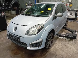 Vrakbiler auto Renault Twingo Twingo II (CN) Hatchback 3-drs 1.6 16V RS (K4M-854(K4M-N8)) [98kW]  (0=
5-2008/09-2014) 2009/0