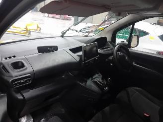 Peugeot Partner Partner (EF/EU) Van 1.5 BlueHDi 100 (DV5RCF(YHT)) [75kW]  (07-2019/...=
) picture 5
