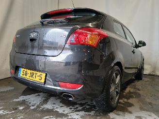 Kia Cee d Cee'd Sporty Wagon (EDF) Combi 1.4 16V (G4FA) [80kW]  (09-2007/12-2012=
) picture 5