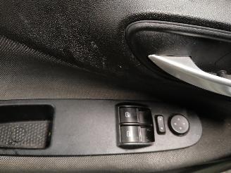 Fiat Punto Punto Evo (199) Hatchback 1.4 16V MultiAir Start&Stop (955.A.6000(Euro=
 5)) [77kW]  (10-2009/02-2012) picture 13