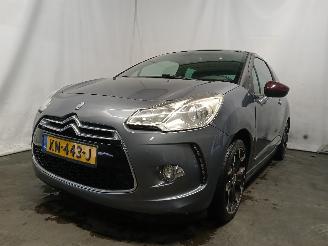 Vaurioauto  passenger cars Citroën DS3 DS3 (SA) Hatchback 1.6 16V VTS THP 155 (EP6DT(5FR)) [115kW]  (11-2009/=
07-2015) 2010/10
