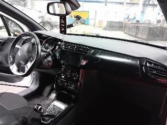 Citroën DS3 DS3 (SA) Hatchback 1.2 12V PureTech 82 (EB2F(HMZ)) [60kW]  (01-2013/03=
-2015) picture 5