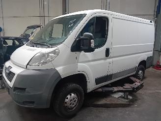 disassembly commercial vehicles Peugeot Boxer Boxer (U9) Van 2.2 HDi 100 Euro 4 (22DT(4HV)) [74kW]  (04-2006/12-2011=
) 2009