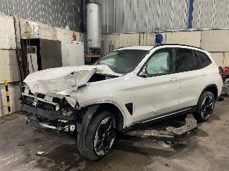 Salvage car BMW iX3 iX3 SUV 80 kWh (HA0001N0) [210kW]  (09-2020/...) 2021