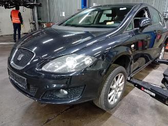 Salvage car Seat Leon Leon (1P1) Hatchback 5-drs 1.2 TSI (CBZB) [77kW]  (02-2010/12-2012) 2011/4