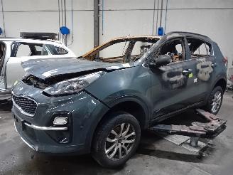 Purkuautot passenger cars Kia Sportage Sportage (QL) Terreinwagen 1.6 T-GDI 16V 4x4 (G4FJ) [130kW]  (09-2015/=
09-2022) 2019/12