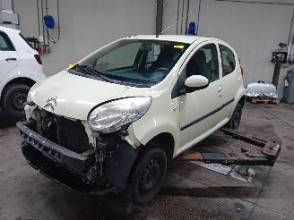 Coche siniestrado Citroën C1 C1 Hatchback 1.0 12V (384F(CFA)) [50kW]  (06-2005/09-2014) 2008/10