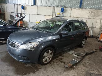 Sloopauto Kia Cee d Cee'd Sporty Wagon (EDF) Combi 1.4 16V (G4FAI) [80kW]  (09-2009/12-201=
2) 2010/11