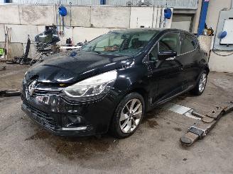 Auto da rottamare Renault Clio Clio IV (5R) Hatchback 5-drs 1.5 Energy dCi 90 FAP (K9K-628(K9K-E6)) [=
66kW]  (11-2012/08-2021) 2016/11