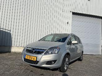 uszkodzony samochody osobowe Opel Zafira Zafira (M75) MPV 1.6 16V (A16XER(Euro 5)) [85kW]  (01-2008/04-2015) 2011/11