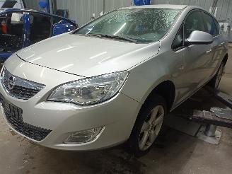 Démontage voiture Opel Astra Astra J (PC6/PD6/PE6/PF6) Hatchback 5-drs 1.4 16V ecoFLEX (A14XER(Euro=
 5)) [74kW]  (12-2009/10-2015) 2011/2