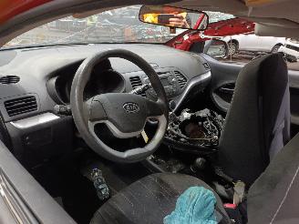 Kia Picanto Picanto (TA) Hatchback 1.0 12V (G3LA) [51kW]  (05-2011/06-2017) picture 5
