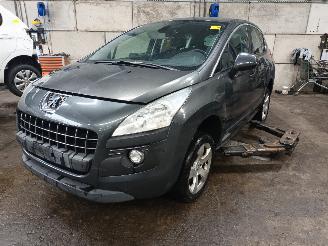 Vrakbiler auto Peugeot 3008 3008 I (0U/HU) MPV 1.6 HDiF 16V (DV6C(9HD)) [84kW]  (03-2013/08-2016) 2015/5