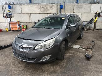 Sloopauto Opel Astra Astra J Sports Tourer (PD8/PE8/PF8) Combi 1.4 Turbo 16V (A14NET(Euro 5=
)) [88kW]  (10-2010/04-2016) 2011/3
