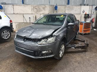 Salvage car Volkswagen Polo Polo V (6R) Hatchback 1.4 TDI 12V 105 (CUTA) [77kW]  (05-2014/10-2017)= 2014/8