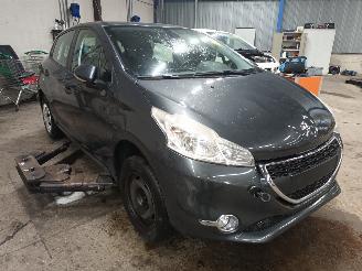 Peugeot 208 208 I (CA/CC/CK/CL) Hatchback 1.2 Vti 12V PureTech 82 (EB2F(HMZ)) [60k=
W]  (03-2012/12-2019) picture 2