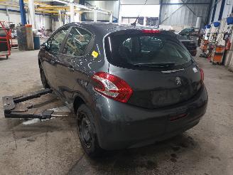 Peugeot 208 208 I (CA/CC/CK/CL) Hatchback 1.2 Vti 12V PureTech 82 (EB2F(HMZ)) [60k=
W]  (03-2012/12-2019) picture 4