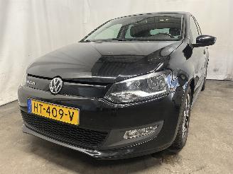 Damaged car Volkswagen Polo Polo V (6R) Hatchback 1.0 TSI 12V BlueMotion (CHZB(Euro 6)) [70kW]  (1=
1-2014/10-2017) 2016/1