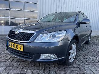 Unfallwagen Skoda Octavia Octavia Combi (1Z5) Combi 5-drs 1.2 TSI (CBZB) [77kW]  (02-2010/04-201=
3) 2011/6
