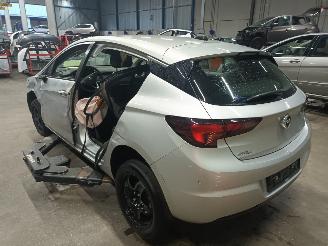 Opel Astra Astra K Hatchback 5-drs 1.6 CDTI 110 16V (B16DTE(Euro 6)) [81kW]  (06-=
2015/12-2022) picture 4
