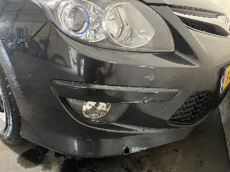 Hyundai I-30 i30 Crosswagon (WWH) Combi 1.4 CVVT 16V (G4FA) [80kW]  (11-2009/06-201=
2) picture 8