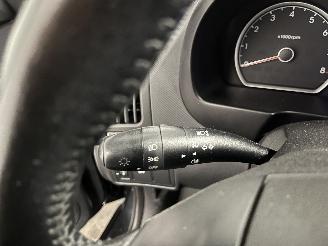 Hyundai I-30 i30 Crosswagon (WWH) Combi 1.4 CVVT 16V (G4FA) [80kW]  (11-2009/06-201=
2) picture 20