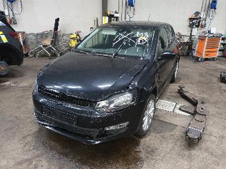 Purkuautot passenger cars Volkswagen Polo Polo V (6R) Hatchback 1.2 TSI (CBZC(Euro 5)) [66kW]  (05-2011/05-2014)= 2013/10