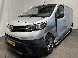 Schadeauto Toyota ProAce ProAce Van 1.6 D-4D 115 16V (3WZHV) [85kW]  (02-2016/04-2020) 2018/1
