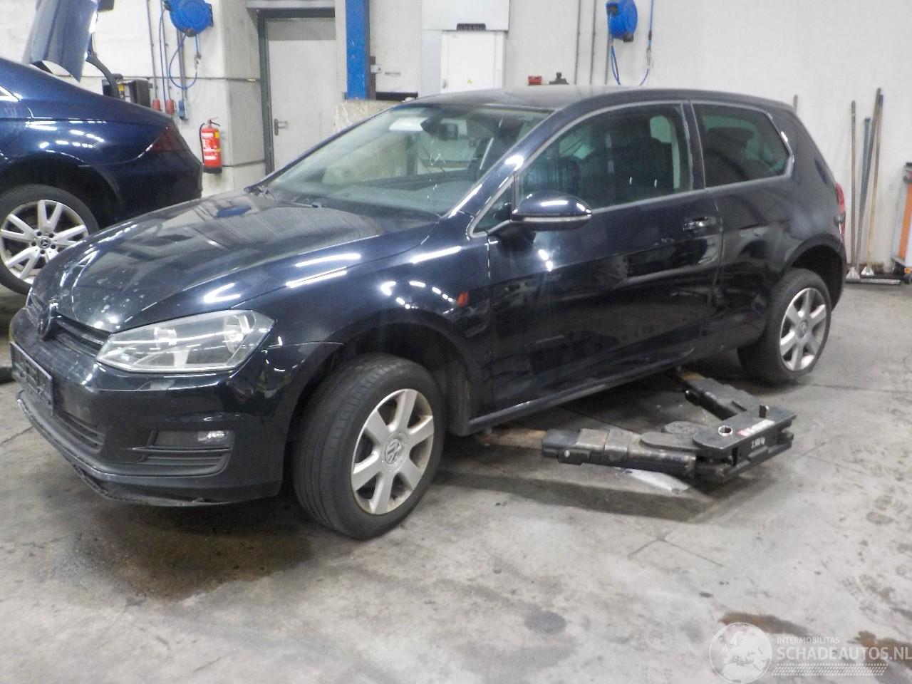 Volkswagen Golf Golf VII (AUA) Hatchback 1.6 TDI 16V (CLHA) [77kW]  (08-2012/03-2020)