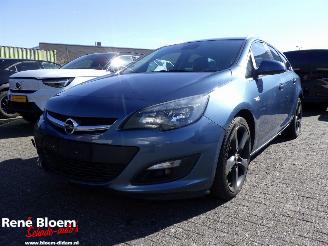 škoda osobní automobily Opel Astra 2.0 CDTI Edition 165pk Aut 2015/3