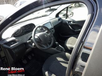 Peugeot 208 1.2 Puretech Bluelion Airco 5drs picture 17