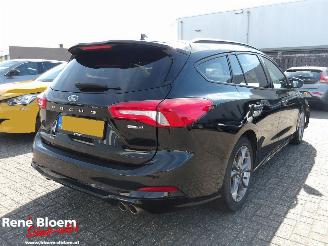 Vaurioauto  passenger cars Ford Focus 1.0 EcoBoost Hybrid ST-Line X Business 2021/9