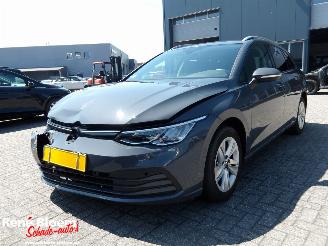Volkswagen Golf 1.5 e-TSI Life Business picture 4