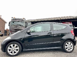 Avarii autoturisme Mercedes A-klasse 150 1.5i 95pk automaat Polar Star - nap - airco - cruise - lmv - mistlampen - licht + regensensor + dimmend spiegel 2006/10