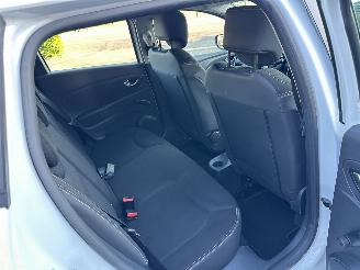 Renault Clio Estate 1.5 dCi 90pk ECO Expr - 142dkm nap - nw distr.riem 118dkm - navi - airco - cruise - pdc - trekh picture 53