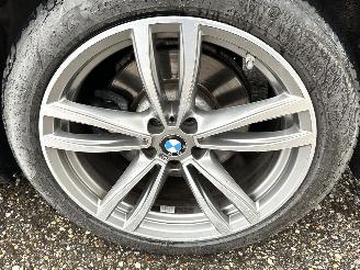 BMW 7-serie 730d xDrive 265pk aut + f1 High Exe M-Ed - nap - schuifdak - hud - softclose - 360 cam - harman/kardon - luchtvering picture 97