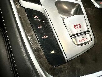 BMW 7-serie 730d xDrive 265pk aut + f1 High Exe M-Ed - nap - schuifdak - hud - softclose - 360 cam - harman/kardon - luchtvering picture 18