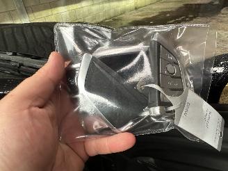 BMW 7-serie 730d xDrive 265pk aut + f1 High Exe M-Ed - nap - schuifdak - hud - softclose - 360 cam - harman/kardon - luchtvering picture 91