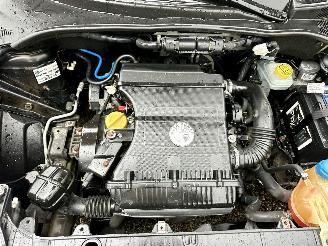 Alfa Romeo MiTo 1.4i 79pk 6-bak Distinctive - airco - elektr ramen + spiegels - lmv - radio - boekjes + sleutels compl picture 54