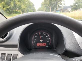 Nissan Pixo Nissan Pixo 1.0 Look cool 5 DRS ZONDER SCHADE picture 3