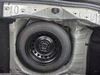 Nissan Juke AUTOMAAT / TWO TONE picture 6