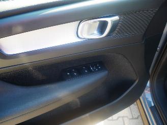 Volvo XC40 MOMENTUM LED ACC picture 11