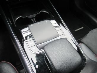 Mercedes B-klasse 180D Aut. AMG-LINE NightPack HalfLeer Navi Camera....... picture 17