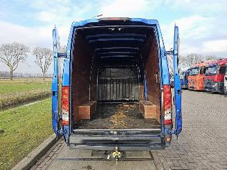 Iveco Daily 35S18 picture 13