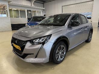 Peugeot 208 EV 50kWh Clima Navi picture 4