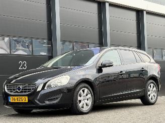 occasion passenger cars Volvo V-60 1.6 DRIVe Navi Clima PDC 2012/9