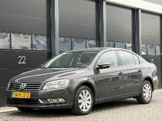 Volkswagen Passat 1.6 TDI picture 1