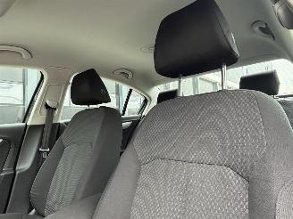 Volkswagen Passat 1.6 TDI picture 8