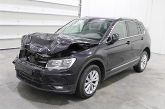 Unfallwagen Volkswagen Tiguan  2019/4